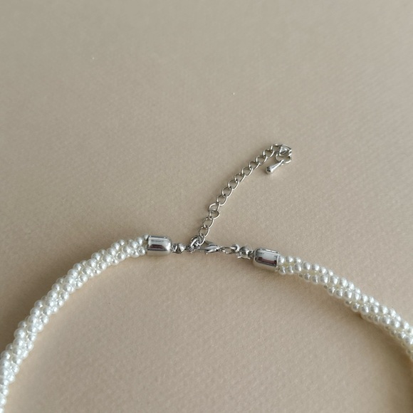 Elegant Pearl Necklace M1502 - Picture 7 of 8